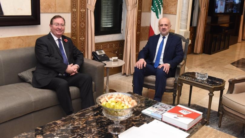 مولوي استقبل سفير بريطانيا و4 نواب