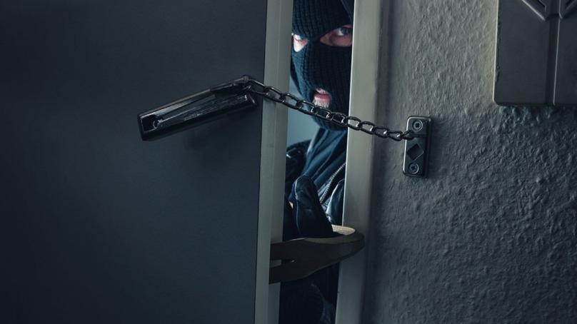 سرقات بـ"الجملة والمفرق"... حتى المدافن!