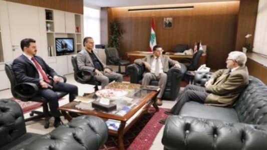 Minister of Information broaches situation with Ambassadors of Spain and Jordan