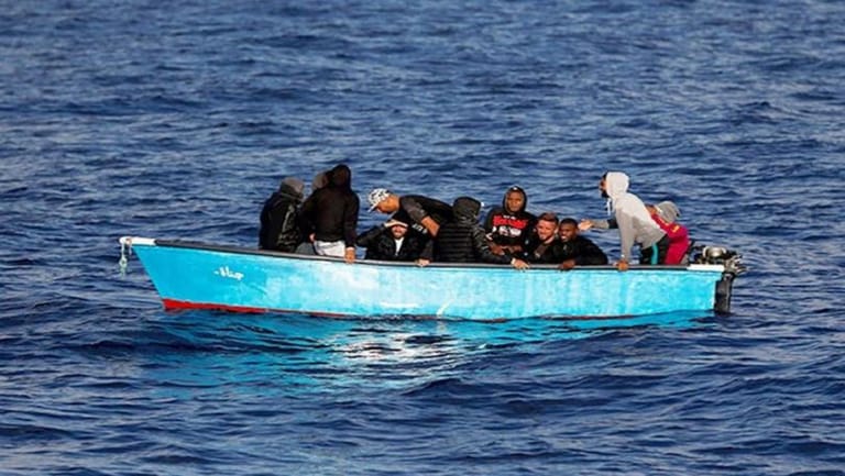 البحر... آخر الحلول لترحيل النازحين السوريين؟