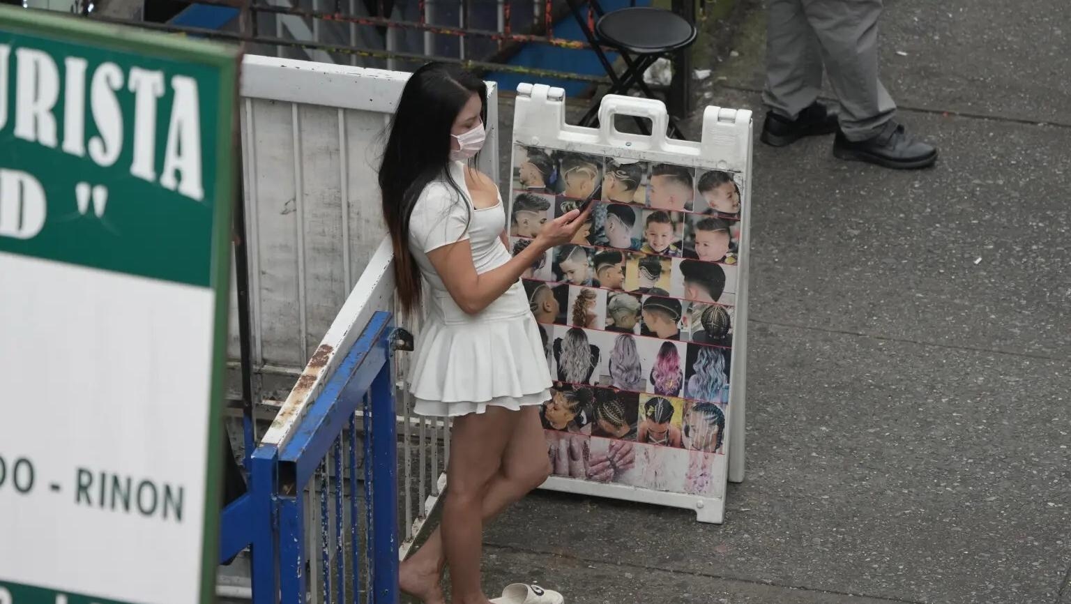 بالصّور: سوق العاهرات "على عينك يا تاجر" في هذه المدينة