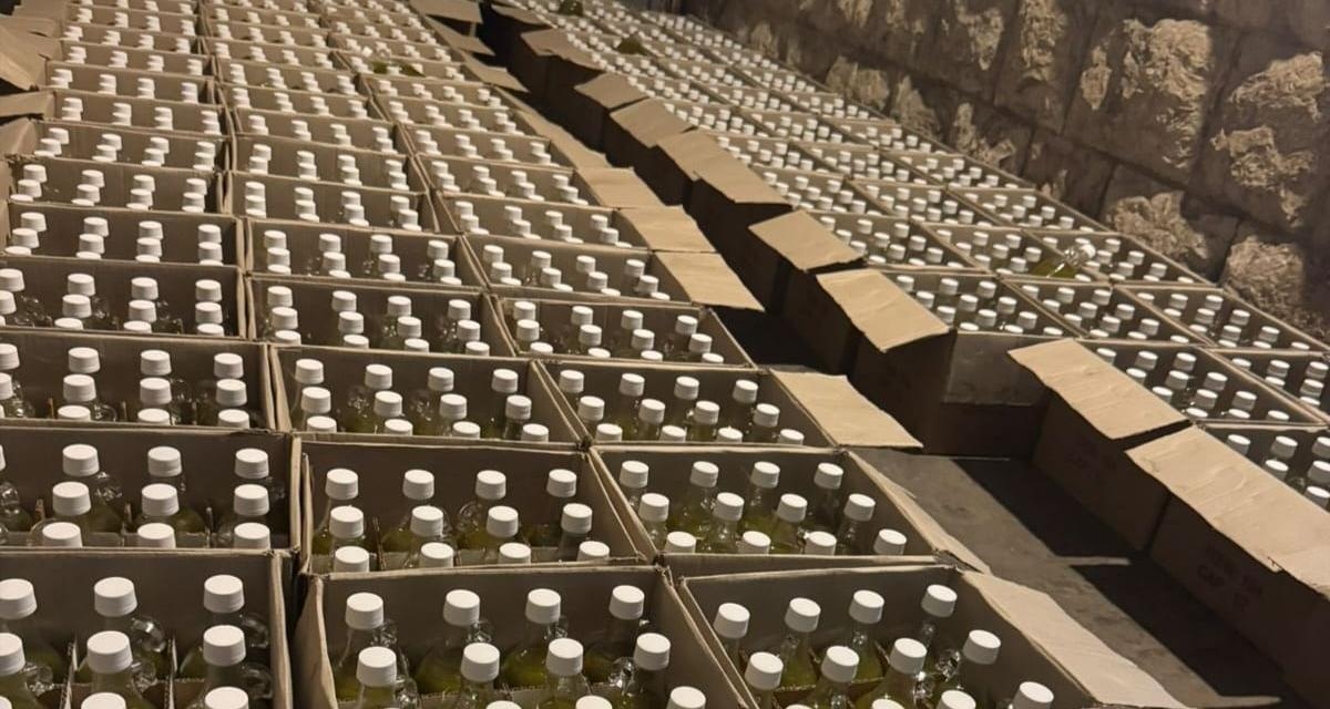 ضبط زيت زيتون مهرّب