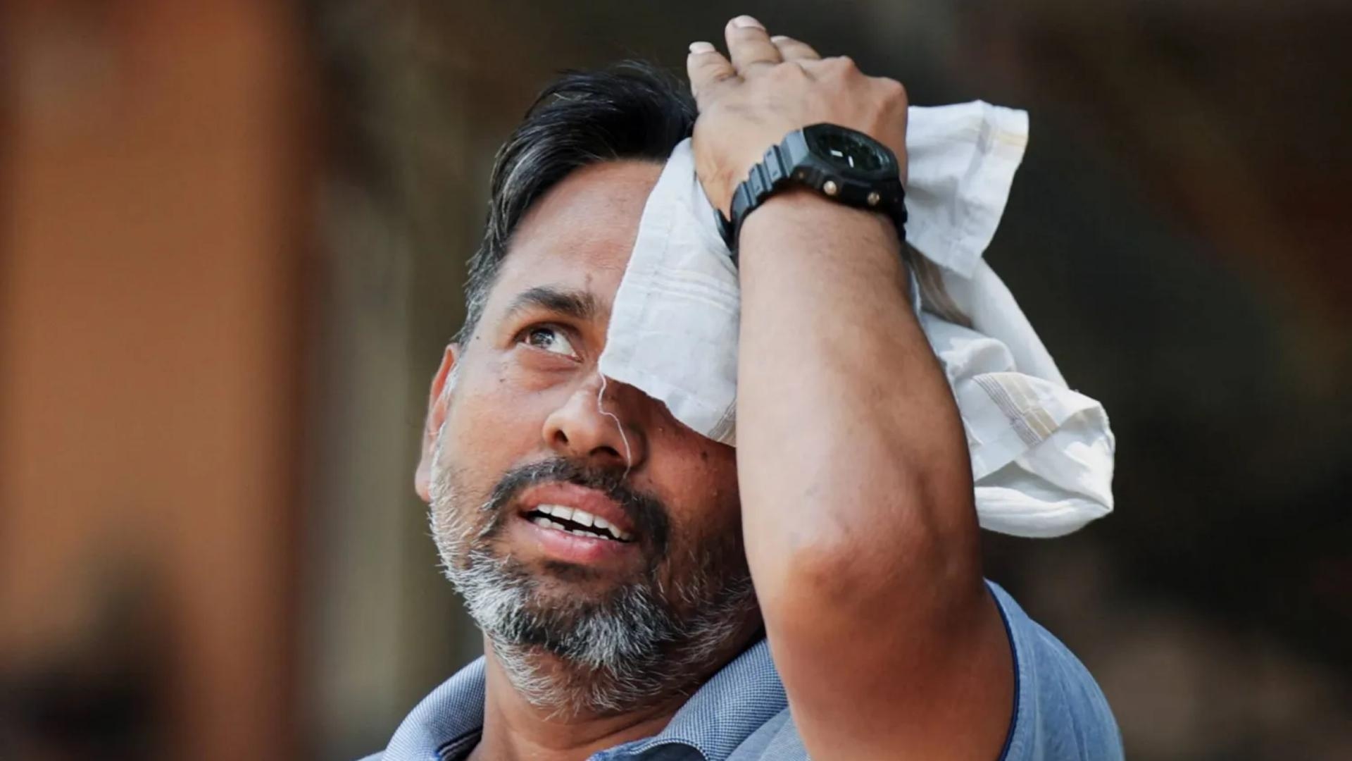 بالصور: صدمة وهلع في البورصات العالمية