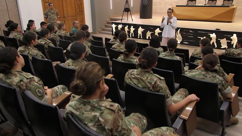 فرونتسكا والنائب نجاة صليبا زارتا الكلية الحربية