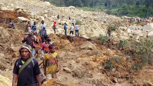 AFP: Papua New Guinea says more than 2000 people buried in landslide