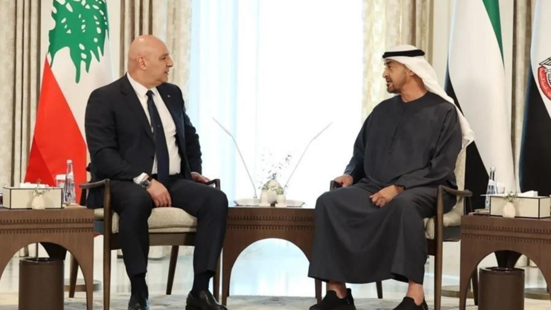 رفع الحظر... الإمارات أولاً والسعودية تليها