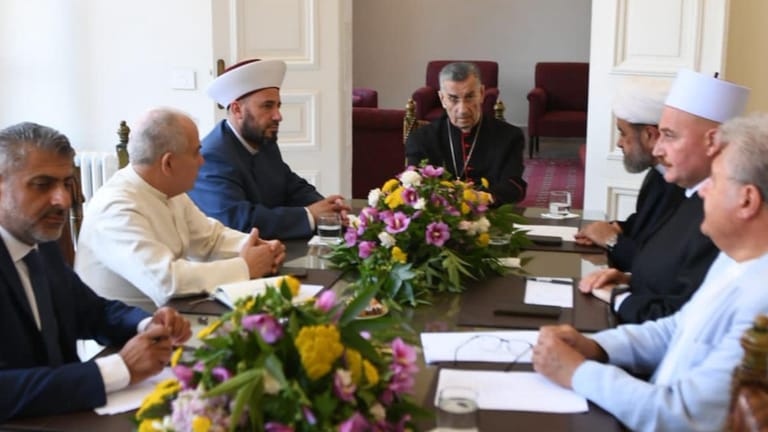 لجنة متابعة القمة الروحية: تشديد على الوحدة الوطنية.. وقمة روحية مرتقبة