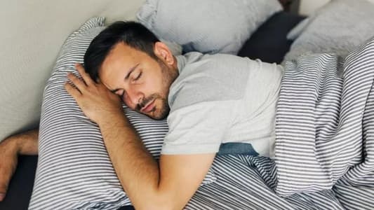 النوم لفترة أطول في عطلة الأسبوع قد يسبب مشاكل صحيّة