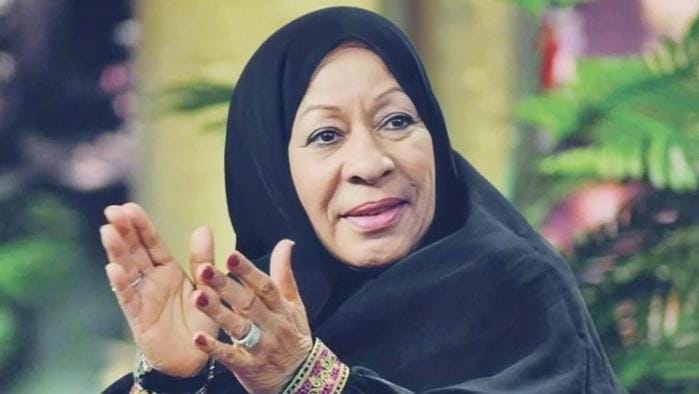 الإمارات تودّع رزيقة الطارش... رحيل قامة فنية وإعلامية بعد عقود من العطاء!