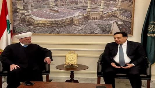 Mufti Derian broaches developments with former PM Diab, MP Baarini