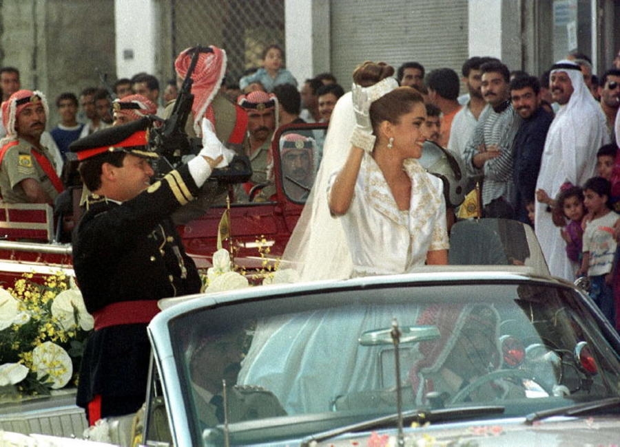 بالصور: بعد 30 عامًا... حفلة زفاف الملك عبدالله الثاني والملكة رانيا