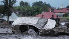 بالفيديو: فيضانات تخلّف 41 قتيلاً و17 مفقوداً