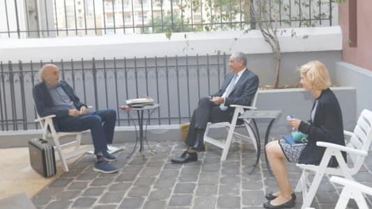 Jumblatt meets with EU Ambassador