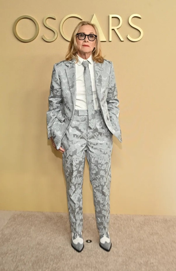 أبرز النجوم والنجمات في حفل غداء المرشحين لجوائز الأوسكار