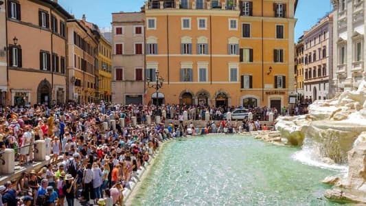 Rome considering limiting tourist access to Trevi Fountain