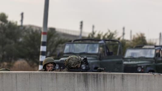 The Israeli Army: We have taken control of the towns located around the Gaza Strip