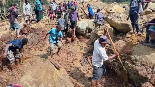 AFP: Papua New Guinea says evacuating 7,900 people under threat of new landslide