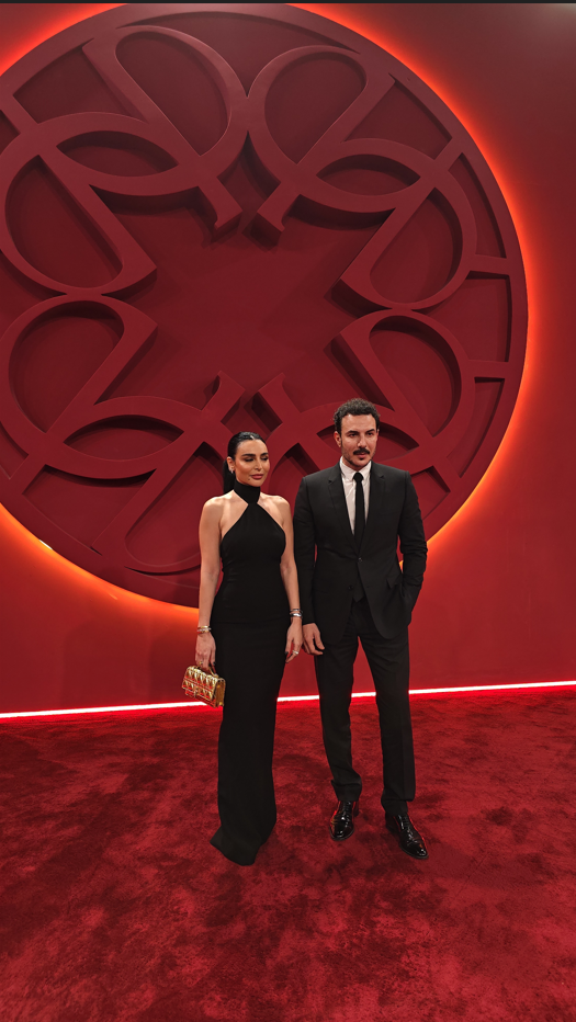 جيلبير حداد... مصمّم الحفلات الذي أضفى سحرًا على عرض إيلي صعب في الرياض