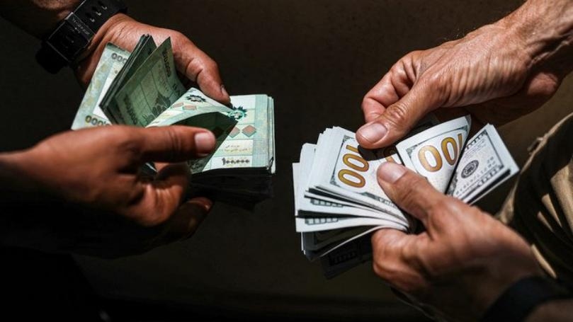 Dollar exchange rate on black market has reached LBP 29,900 for sale and LBP 29,850 for purchase