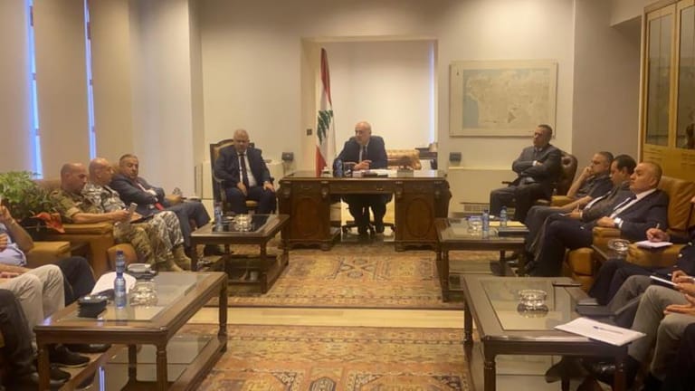 مولوي خلال اجتماع أمني في محافظة بيروت على خلفية سرقة الكابلات من أنفاق بيروت: أي خطأ أمني يعرّض بيروت كلها للخطر وعلى الجميع تحمّل مسؤولياتهم