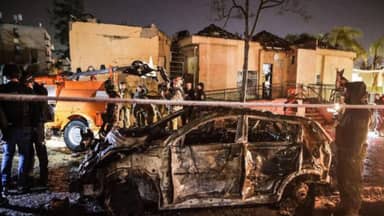 سقوط شظايا صاروخيّة في تل أبيب... وفيديو للأضرار