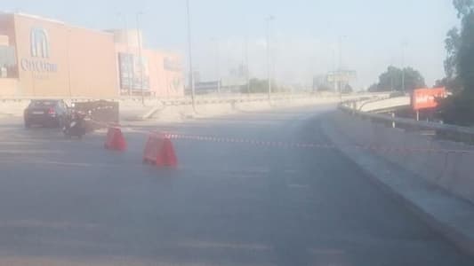 The route from the City Center bridge and Soul el Khodra towards President Lahoud Highway, as well as the route from Al Habtoor towards Karantina, has been closed due to a race