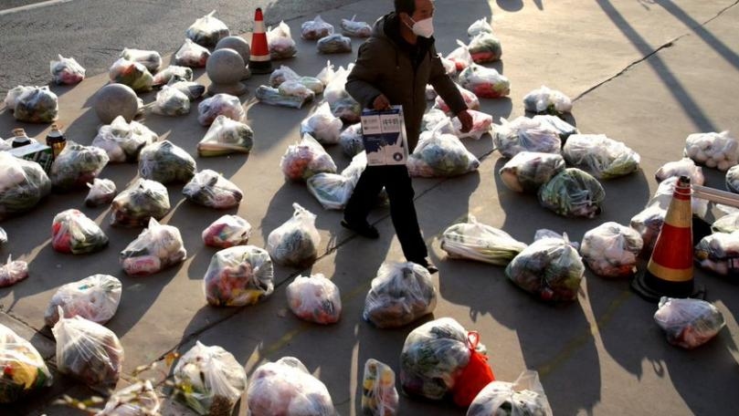 Xian fights biggest COVID-19 outbreak in a Chinese city this year