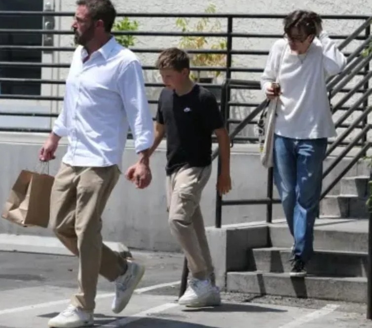 بن أفليك يحتفل بأول عيد ميلاد بعد طلاقه من جينيفر لوبيز