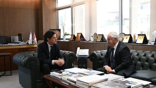 مكاري عرض مع السفير الأرميني للتطوّرات