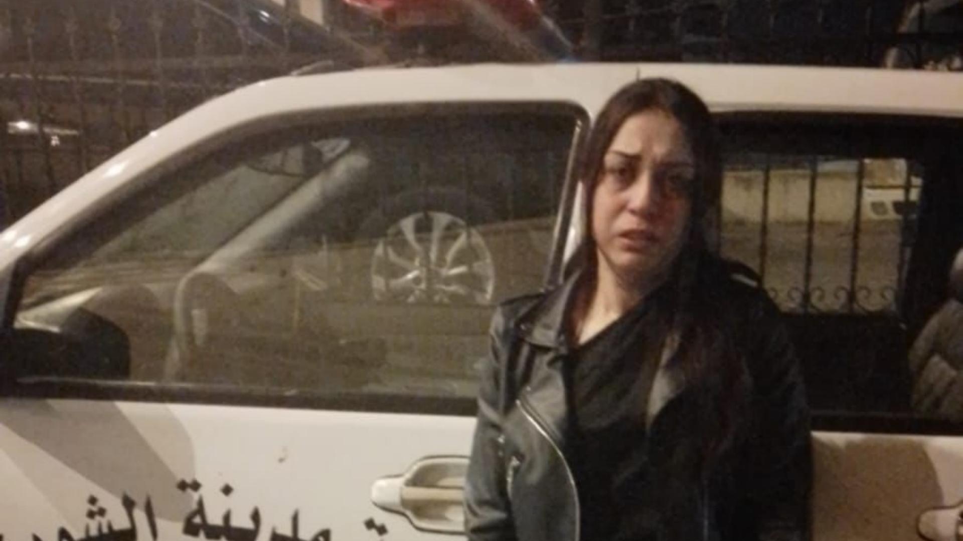 إمرأة تبيع ذهبًا مغشوشًا... والبلدية في المرصاد!