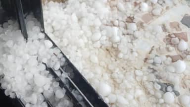 طقسٌ مجنون... بالفيديو: رعد وبرَد في البقاع!