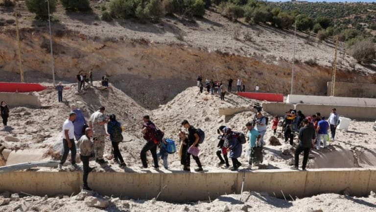 استهداف معبَر المصنع... الضرر كبير!