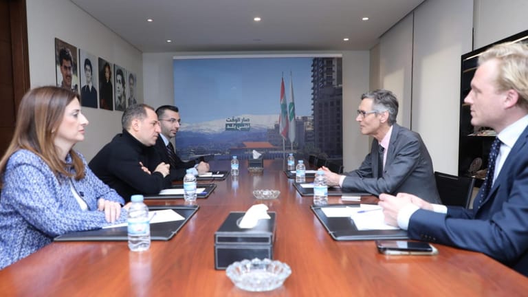 الجميّل: لضرورة استعادة الدولة سيادتها الكاملة على أراضيها