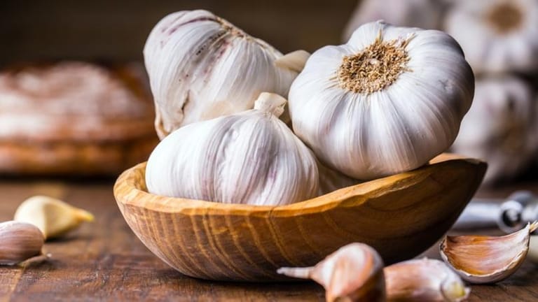 مفتاح التخلص من رائحة الثوم