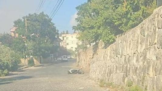 Reports indicate that a martyr has fallen in the targeting of a motorcycle in Aaba