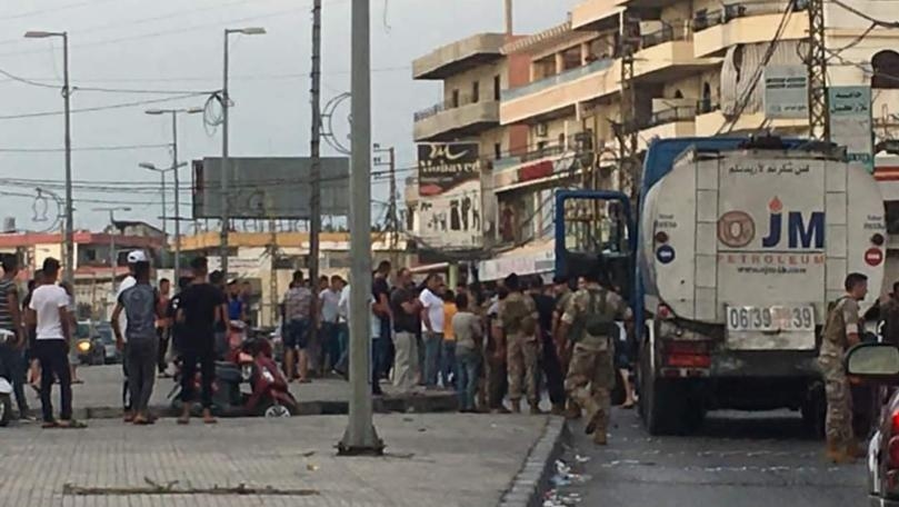محتجون يوقفون صهريج مازوت في بحنين المنية