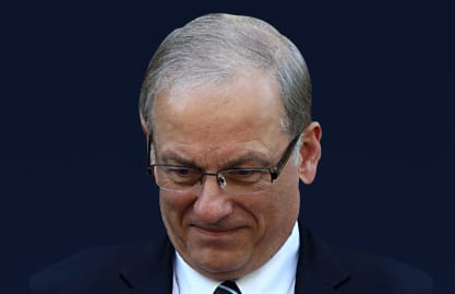 هوف غادر بيروت متوجها إلى عمان