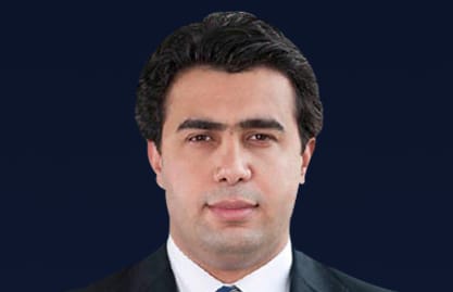 صقر لـ"شرق الاوسط": مطالبة فريق "8 آذار" بالداخلية وإخراجها من موقعها الوسطي المحايد تعني عمليا انقلابا أمنيا بعد الإنقلاب السياسي الذي حصل في البلد