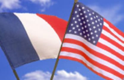 فرنسا وأميركا تحملان صالح مسؤولية فشل المبادرة وسط اشتباكات مع مناصري صادق الاحمر