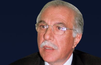 زعيتر يرد على صحيفة "المستقبل": بث سمومكم بين بري والمقاومة وسوريا سيرتد عليكم وستشربون سم الأفاعي الذي إستخرجتموه بأيديكم