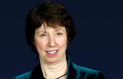 آشتون تأسف لمقتل أبرياء في تفجير مقديشو 