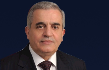 يوسف خليل: جنبلاط بيضة القبان في صياغة الحلول