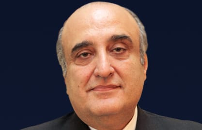 عبود يدعو اصحاب المؤسسات السياحية الى تنظيم حركة سيارات الزبائن منعا للازدحام