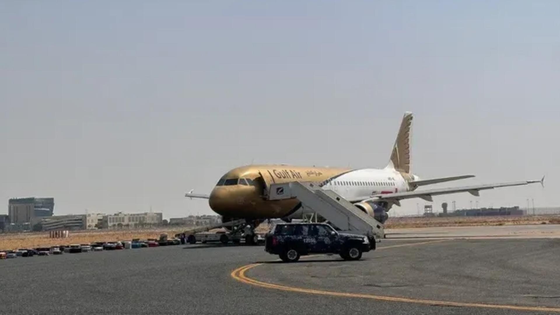 طائرة تهبط اضطرارياً بعد بلاغ عن قنبلة
