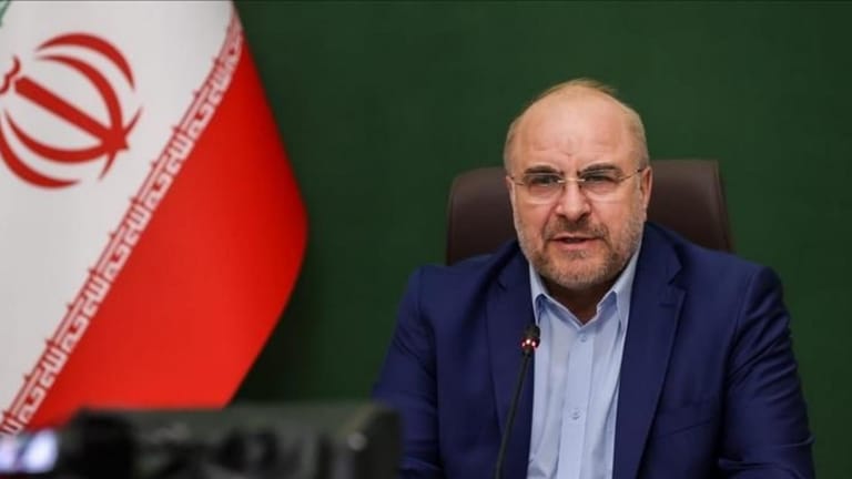 رئيس البرلمان الإيراني: العدو يشنّ حربًا نفسية على الإيرانيين ويسعى إلى إثارة حالة قلق لدى المواطنين ومن يريدون السوء لبلادنا يسعون إلى إكمال مخططاتهم عبر إثارة الفوضى