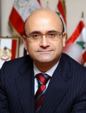 أبي رميا: من غير المعقول ان يطلق غصن معلوماته من عدم