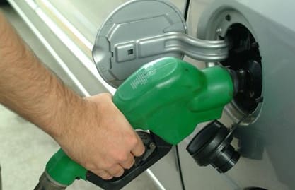 الشركات المستوردة للنفط  تعلق الاضراب بانتظار الحلول 