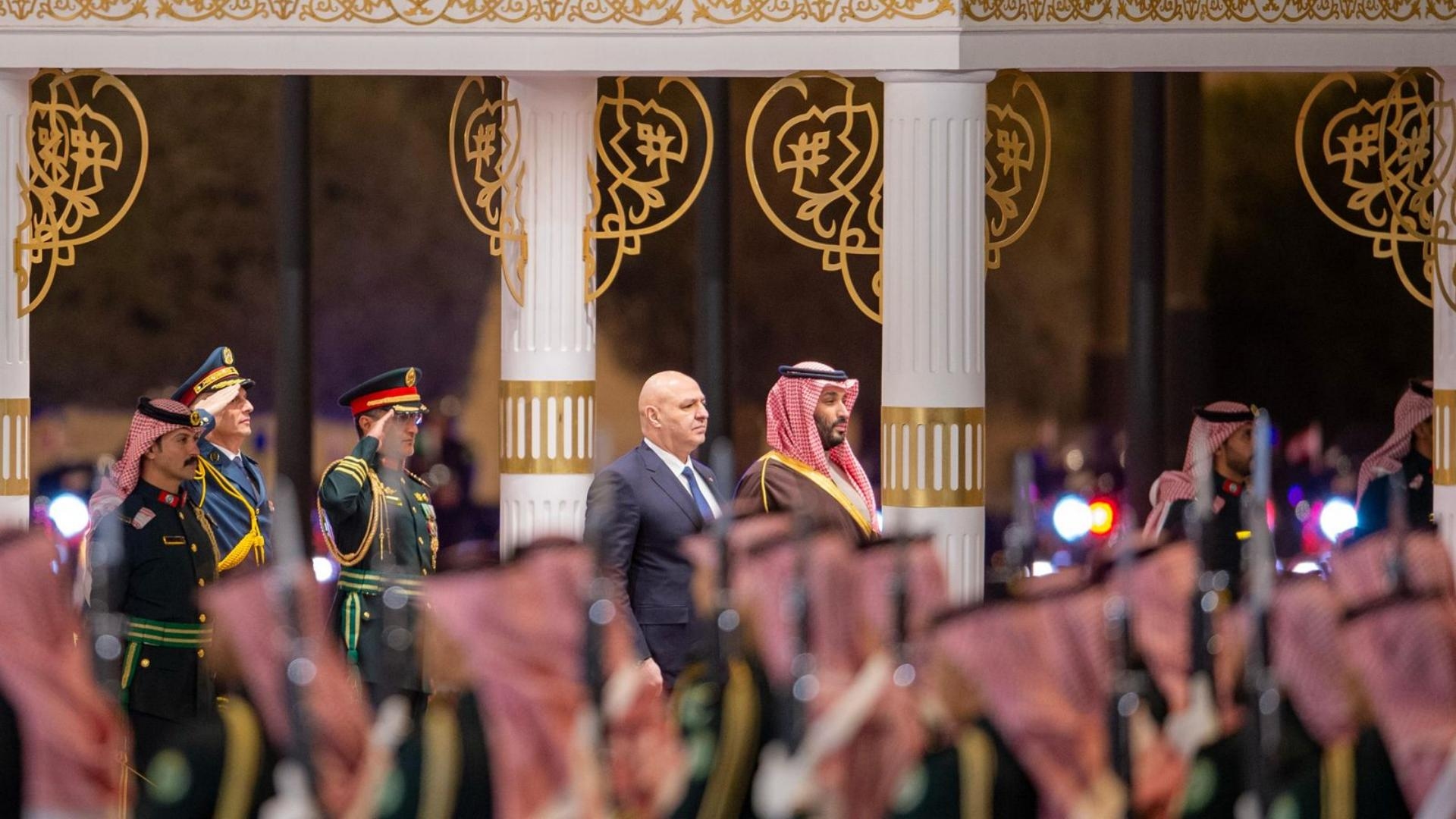 بالصور: الرئيس جوزاف عون يلتقي ولي العهد السعودي الأمير محمد بن سلمان في الديوان الملكي