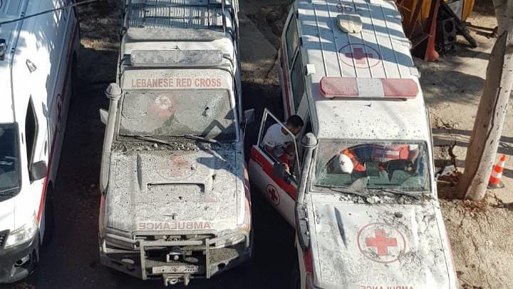 بالصّور: فرق الصليب الأحمر تتعرّض للاستهداف