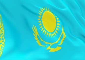 رئيس كازاخستان يقيل رئيس الحكومة بعد تقديم استقالته 